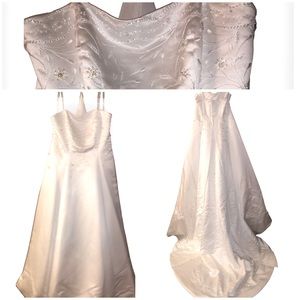 Exclusively Bridal by A.C.E Beautiful WHITE Hand Sewn Beading SZ 20